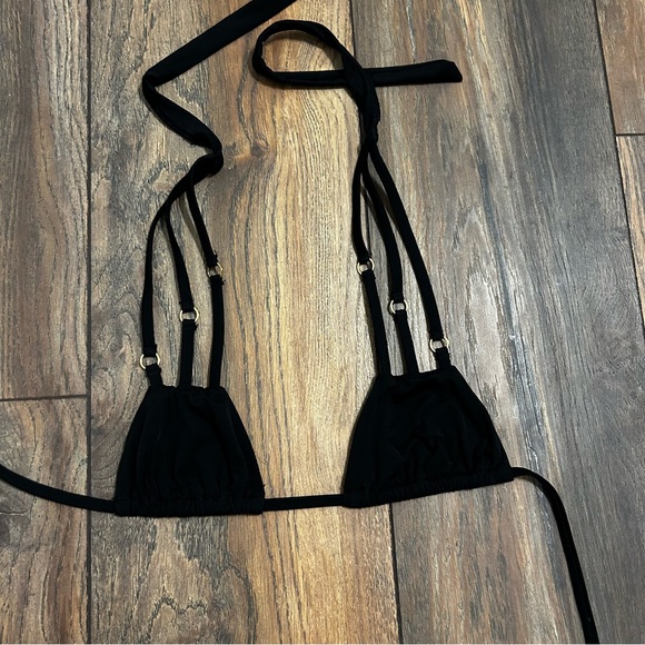 Beach Bunny Bikini Top - Picture 3 of 5